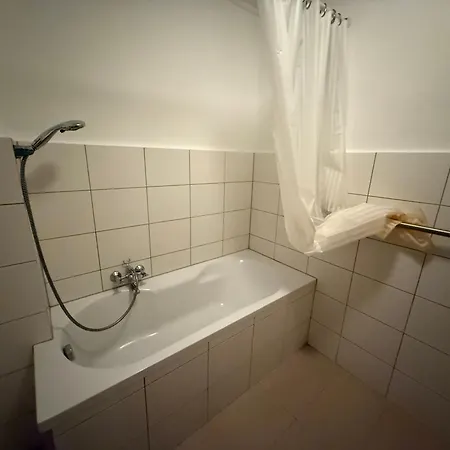 7p 2,5bad Kueche Wasch *